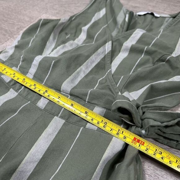 Lucky Brand Daisy Jumpsuit Green Striped V-neck Wide Leg Cropped Pant Women’s XS - Picture 9 of 16